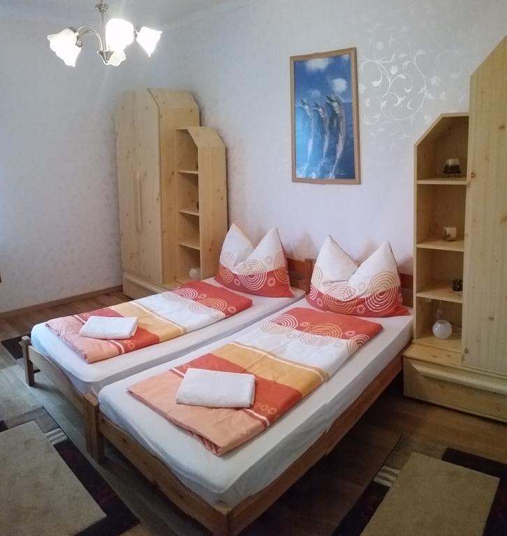 טיהאני Fadora Apartman חדר תמונה