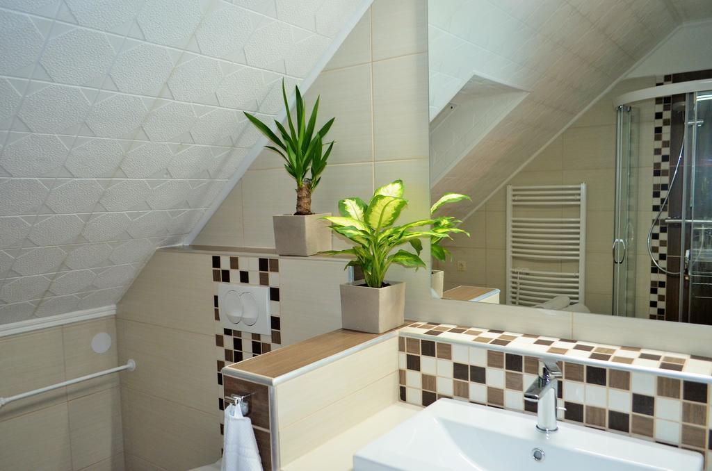 טיהאני Fadora Apartman חדר תמונה