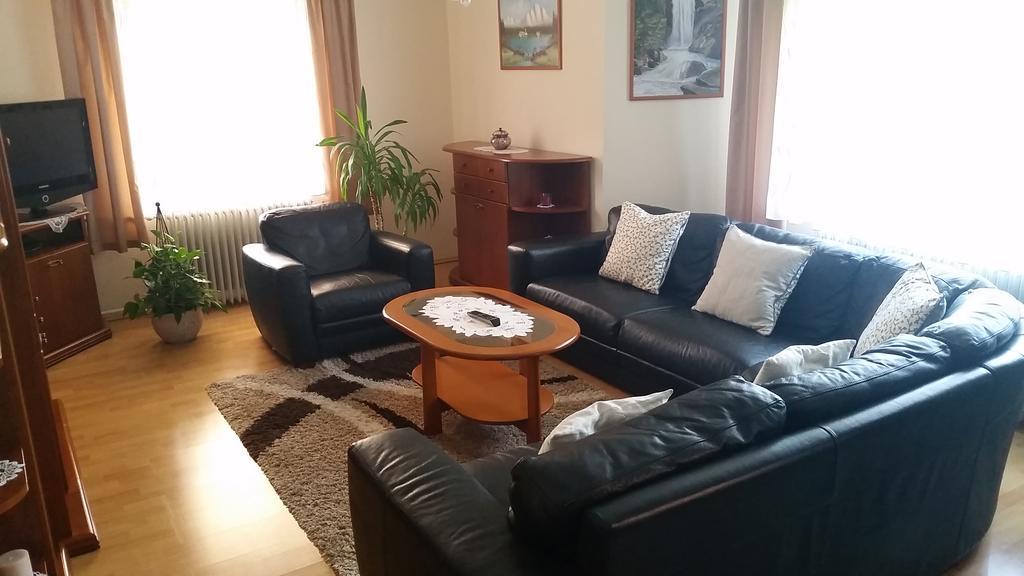 טיהאני Fadora Apartman מראה חיצוני תמונה